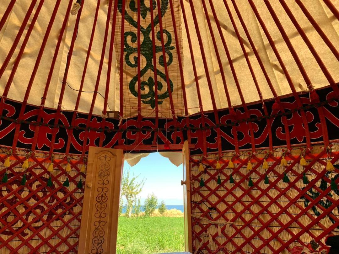 Guest House And Yurt Camp "Aktan" Bokonbayevo Esterno foto